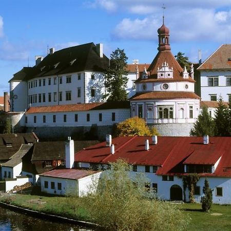 Apartmany Jindřichův Hradec Buitenkant foto